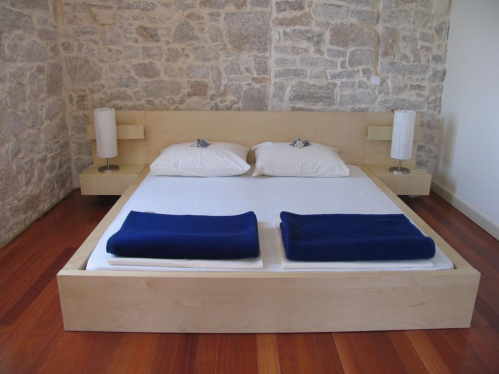 Hotel Maestral Prvić Luka Стая снимка